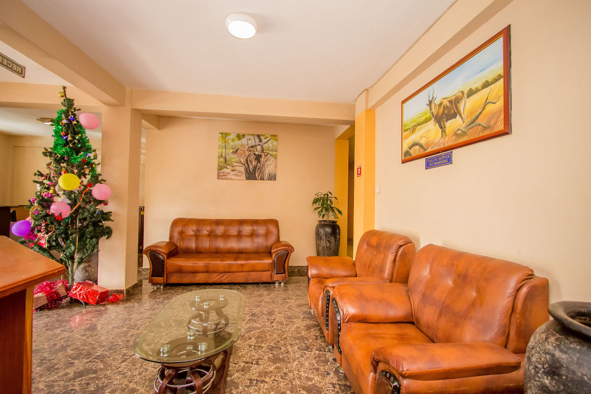 Eland Safari Hotel نيري المظهر الخارجي الصورة